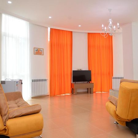 Orange Home Hotel Batumi Exterior photo